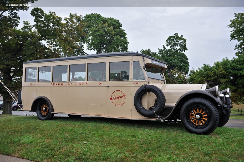 1919 Pierce-Arrow Intercity Coach